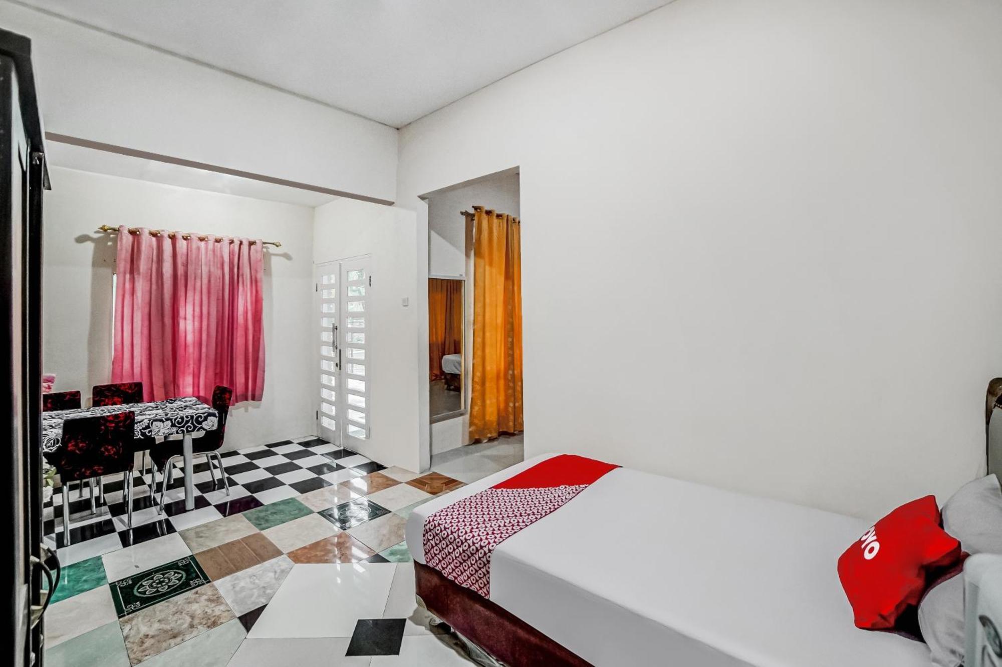 Oyo 90980 Al Karim Syariah Hotel Tanjungbalai Eksteriør billede