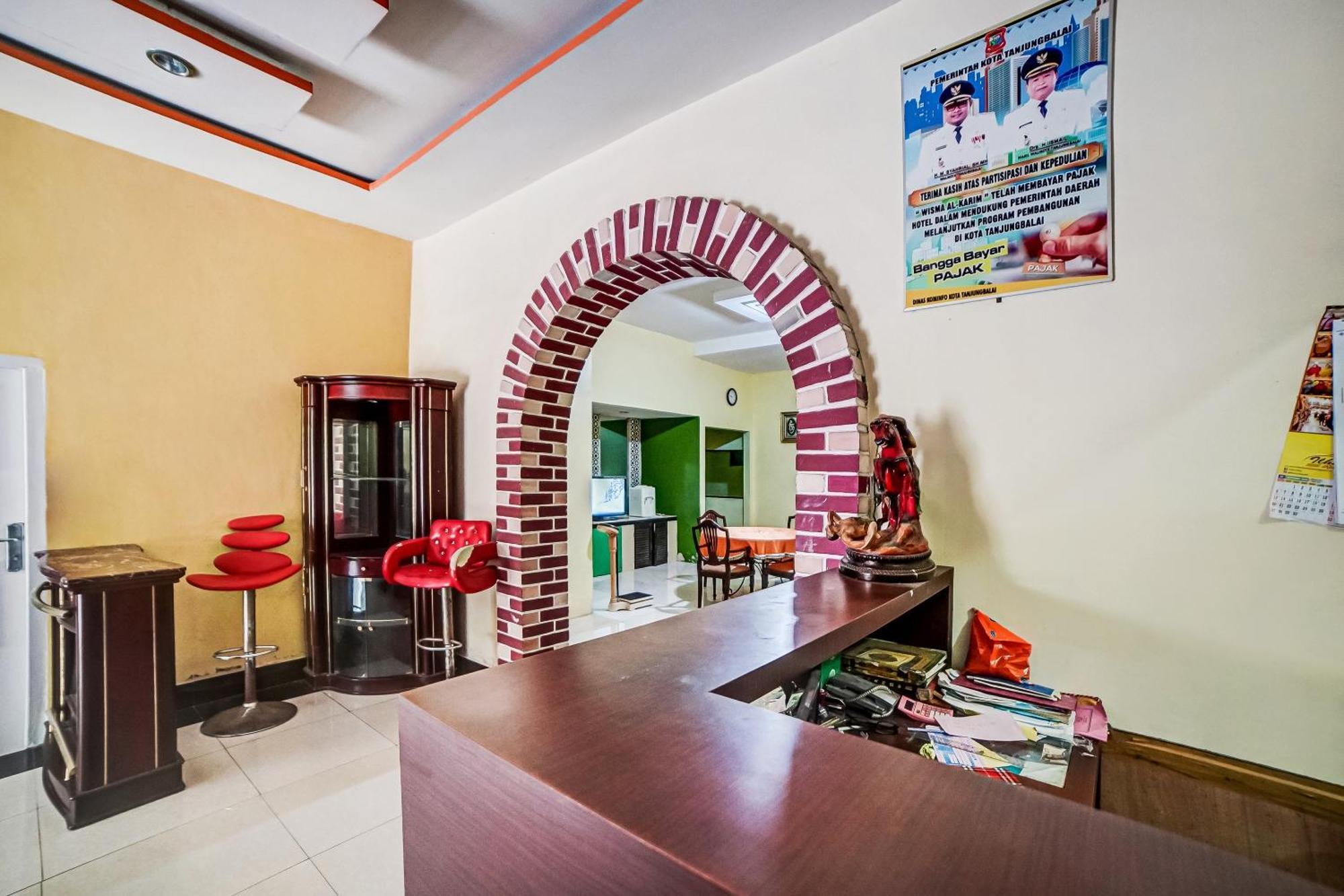 Oyo 90980 Al Karim Syariah Hotel Tanjungbalai Eksteriør billede